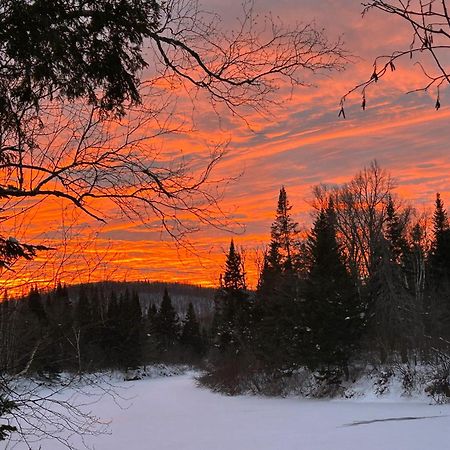 Chalet Mahigan Sipy Saint-Paulin Екстериор снимка